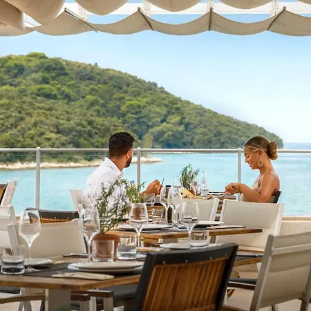 Maistra Select Pineta Hotell 3*