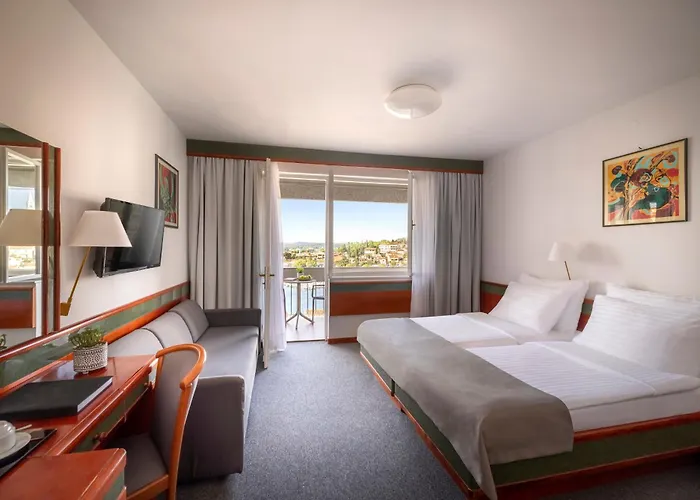 Maistra Select Pineta 호텔