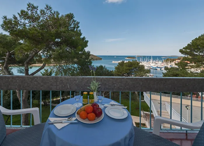 호텔 Maistra Select Pineta 3*