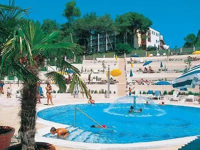 Maistra Select Pineta 3*