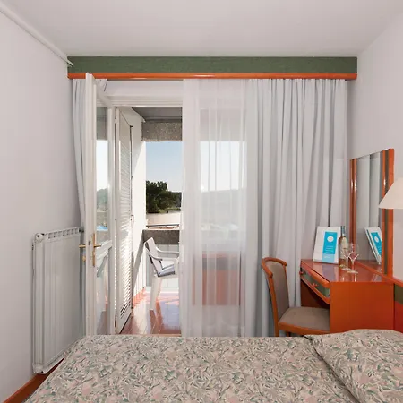 Maistra Select Pineta Hotel 3*