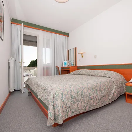 Hotel Maistra Select Pineta 3*