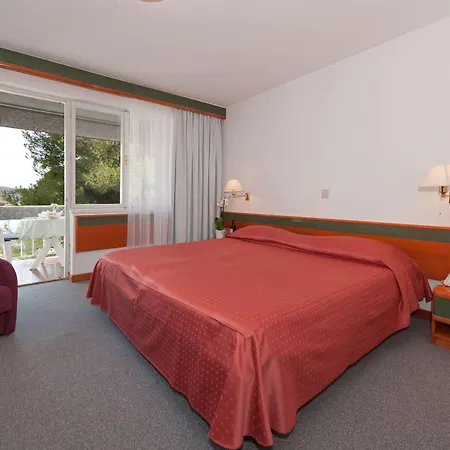 Maistra Select Pineta Hotel 3*