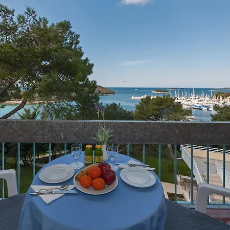 Hotel Maistra Select Pineta 3*