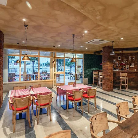 Hotel Maistra Select Pineta