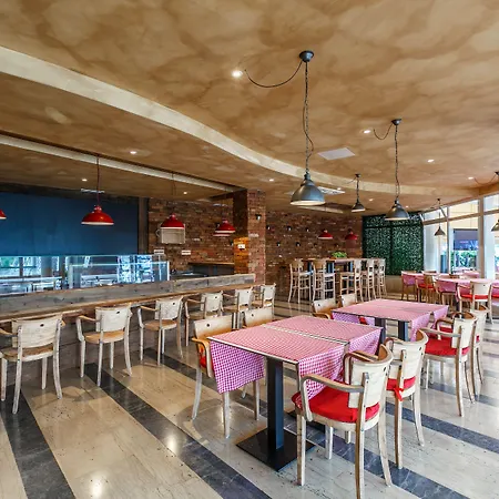 Maistra Select Pineta Hotel