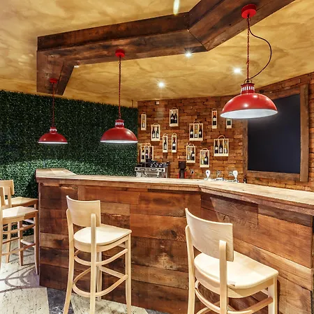 Maistra Select Pineta ヴルサル