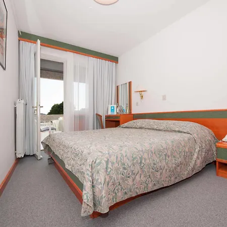 Pineta Hotel 3*
